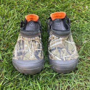 Camo Crocs “Advantage Max-4 HD”